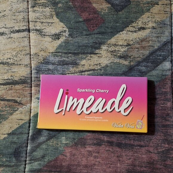 Violet Voss Sparkling Cherry Limeade Eyeshadow Palette 🍒 Brand New in Box - Picture 2 of 2